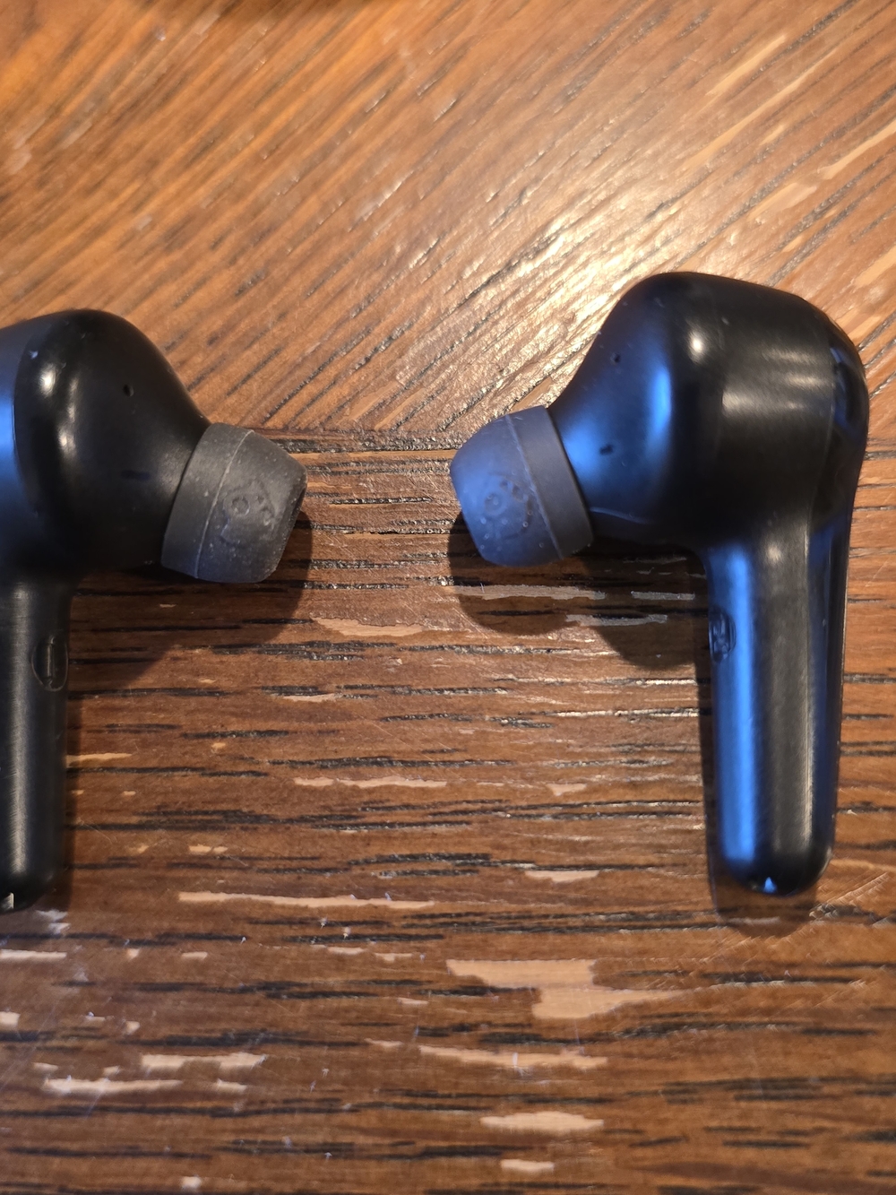 JBL Tune True Wireless Bluetooth Earbuds Black w/ Charging Case Tested - Picture 6 of 7